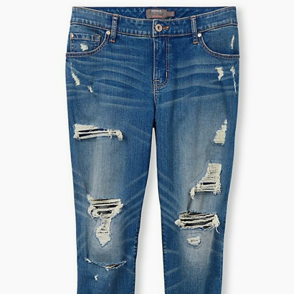 Torrid Crop Boyfriend Vintage Stretch Jeans
